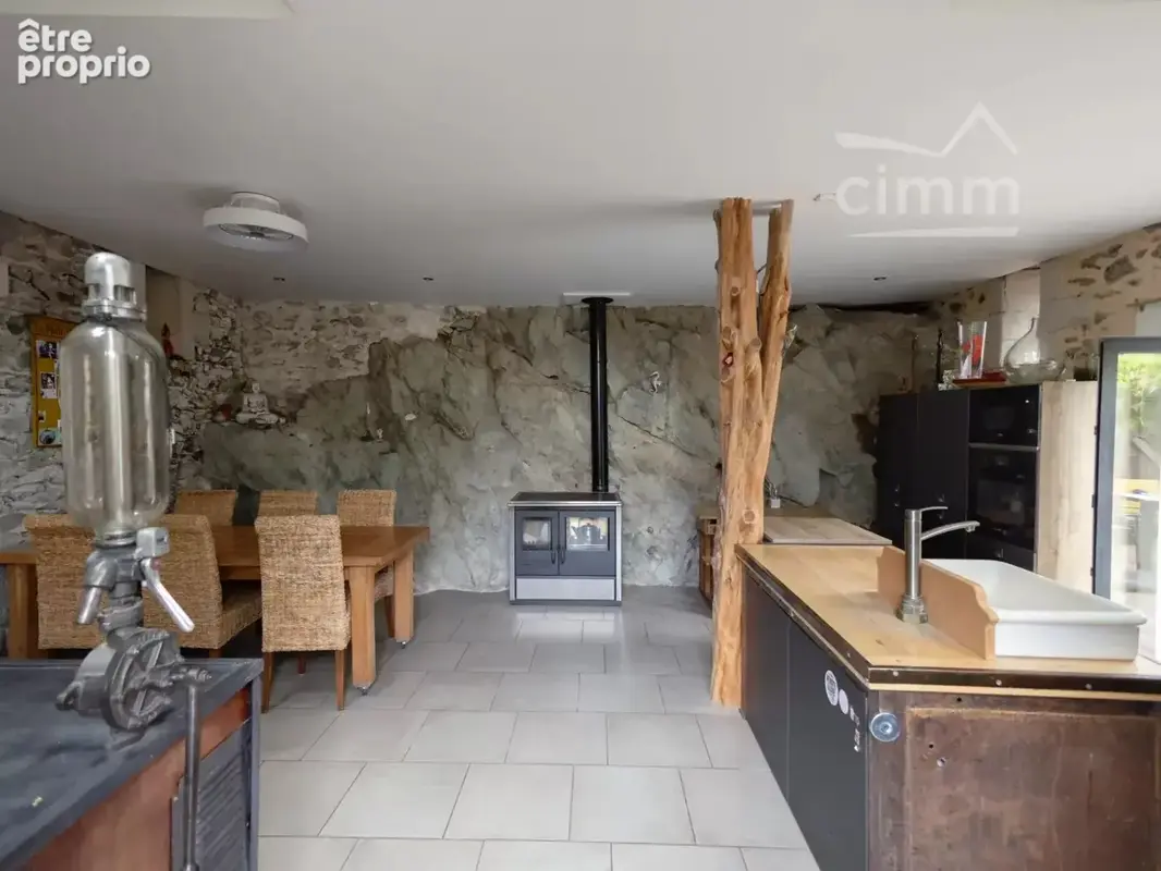 Photo Maison à Denee au prix de 252 000€