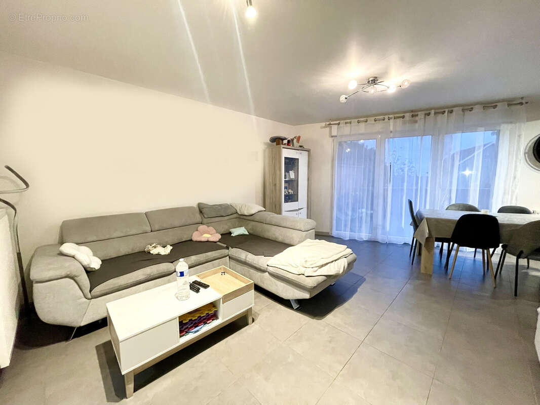 Maison à AUDUN-LE-ROMAN