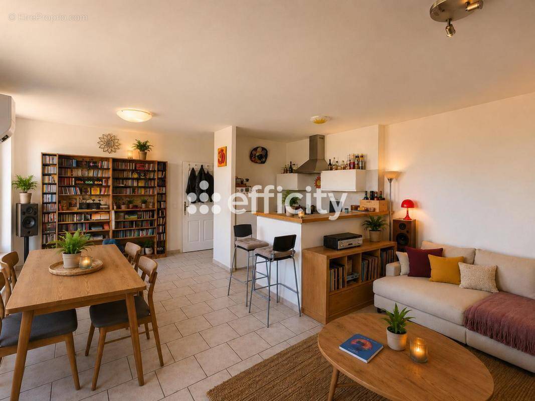 Appartement à CADENET