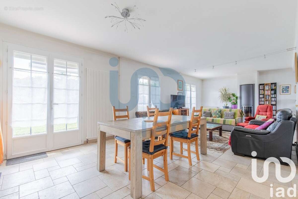 Photo 4 - Maison à BRUNOY