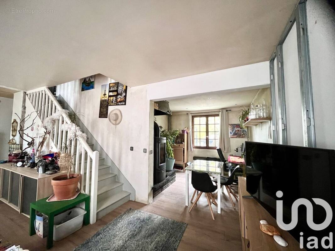 Photo 1 - Maison à ARRONVILLE