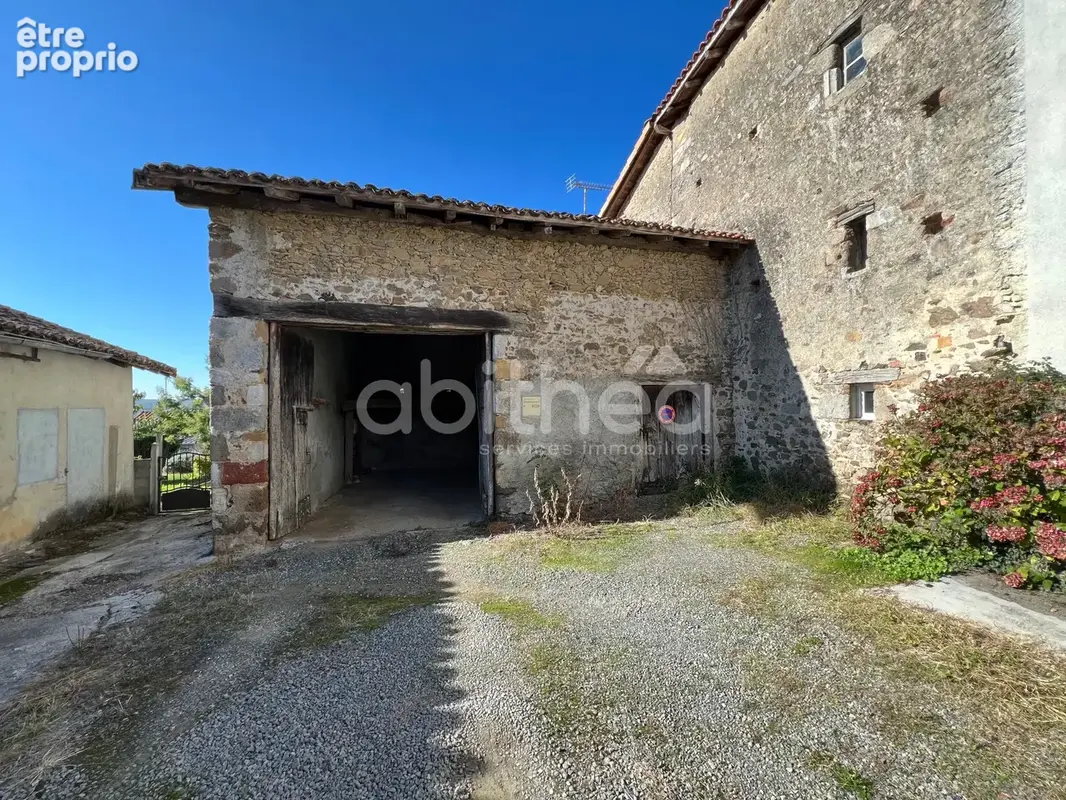 Maison de village avec grange - photo 12
