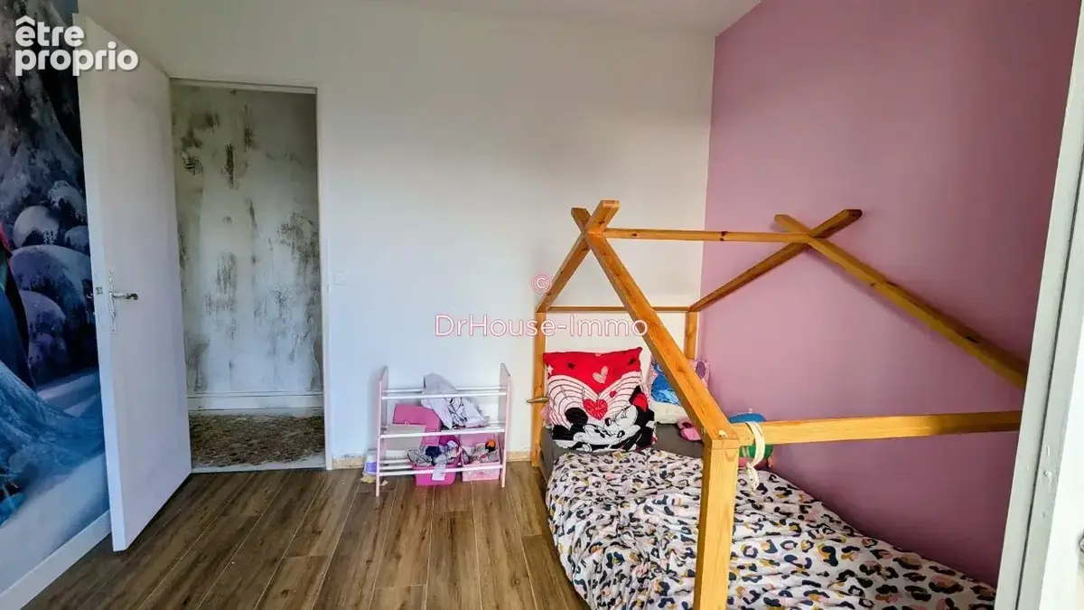 Maison 145 m² à Guengat  - photo 6