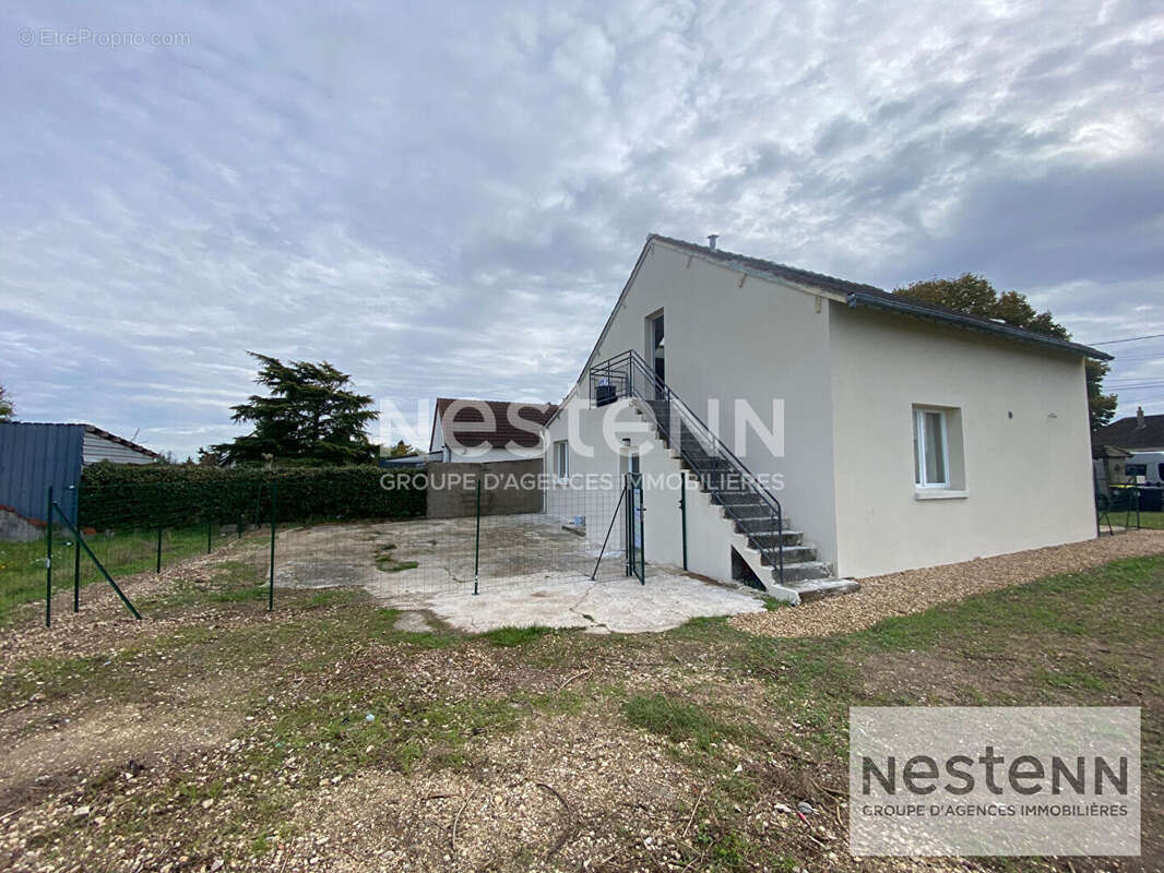 Investissement locatif / Maison rénovée divisée en 3 appartements loués / Huisseau-sur-Cosson - photo 14