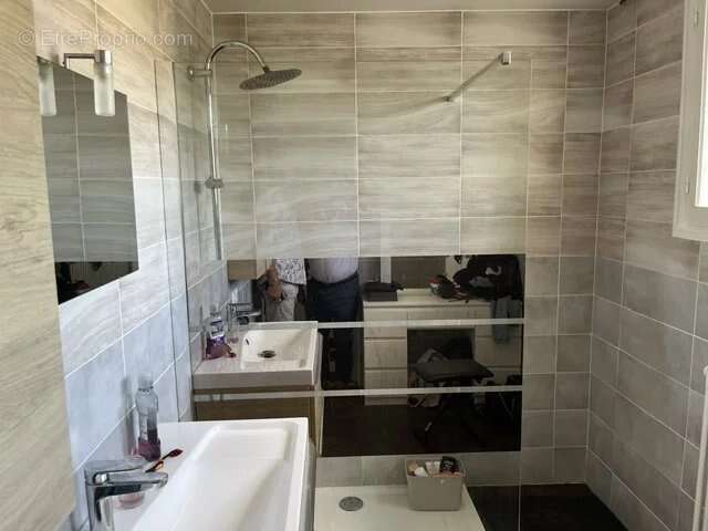 Grande maison et son terrain. Possibilité de 2 logements! - photo 5
