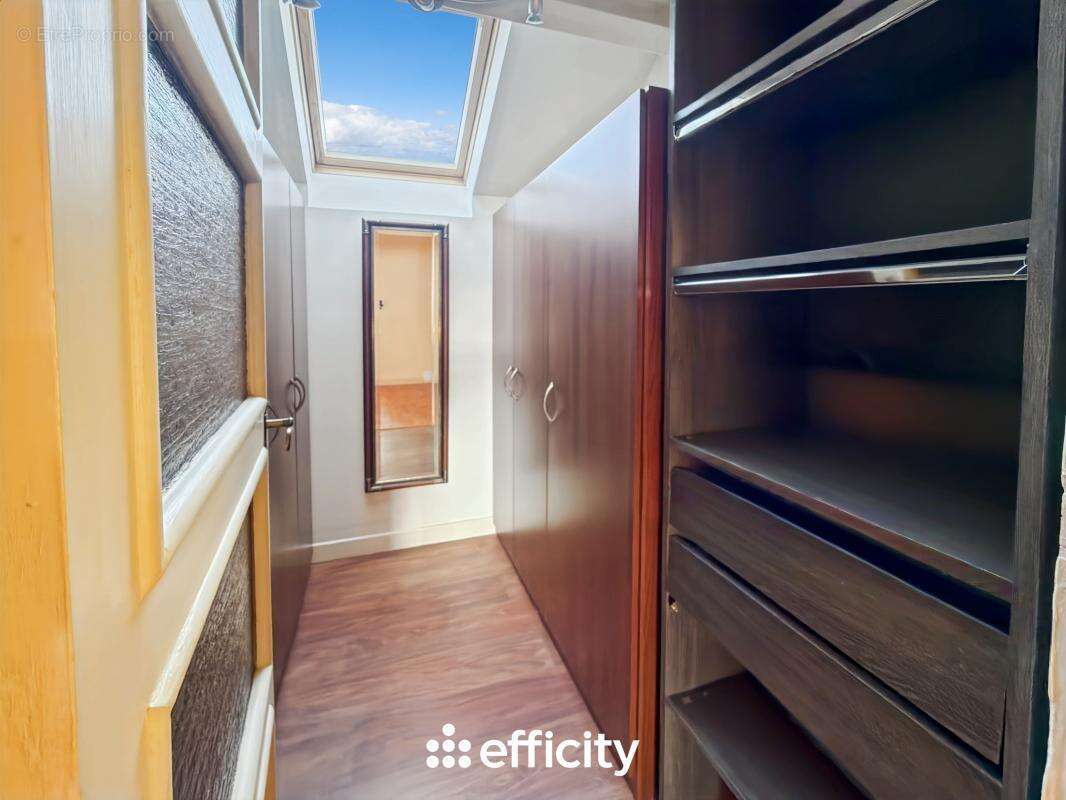 Maison à VILLIERS-SUR-MARNE