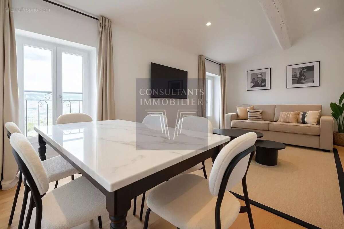 Appartement à CANNES