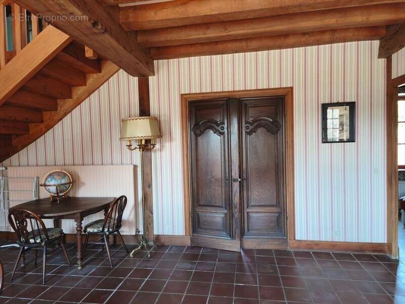 Maison à vendre 7 pièces 234 m² LE BOURG D'HEM (23) Lac pêche gîte 2 Maisons 1 Grange 1 Garage 1 terrain - photo 4