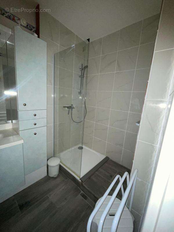 Appartement à GREOUX-LES-BAINS