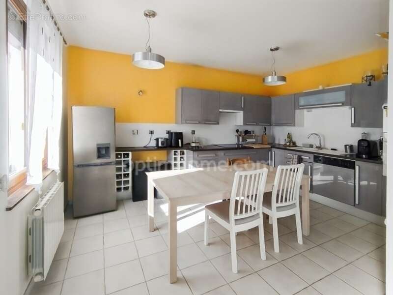 Maison à NEUVILLE-SAINT-AMAND