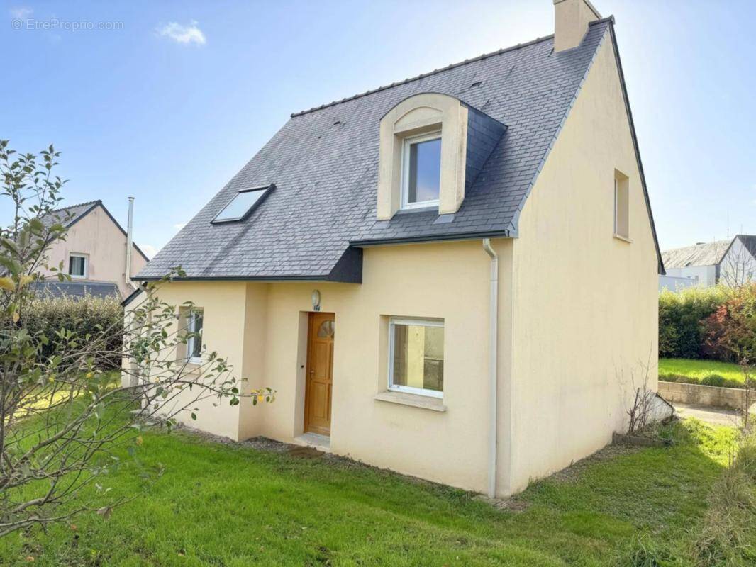 Maison à LA MEAUGON