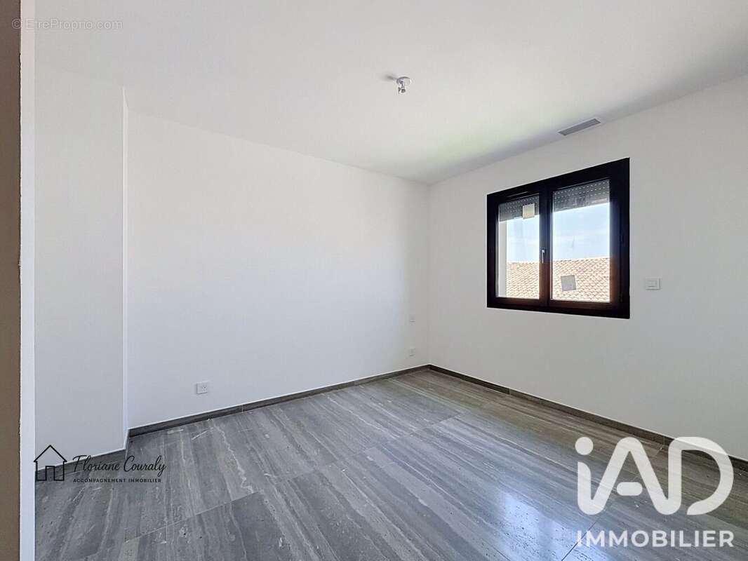 Maison 113 m² à Vias  - photo 7
