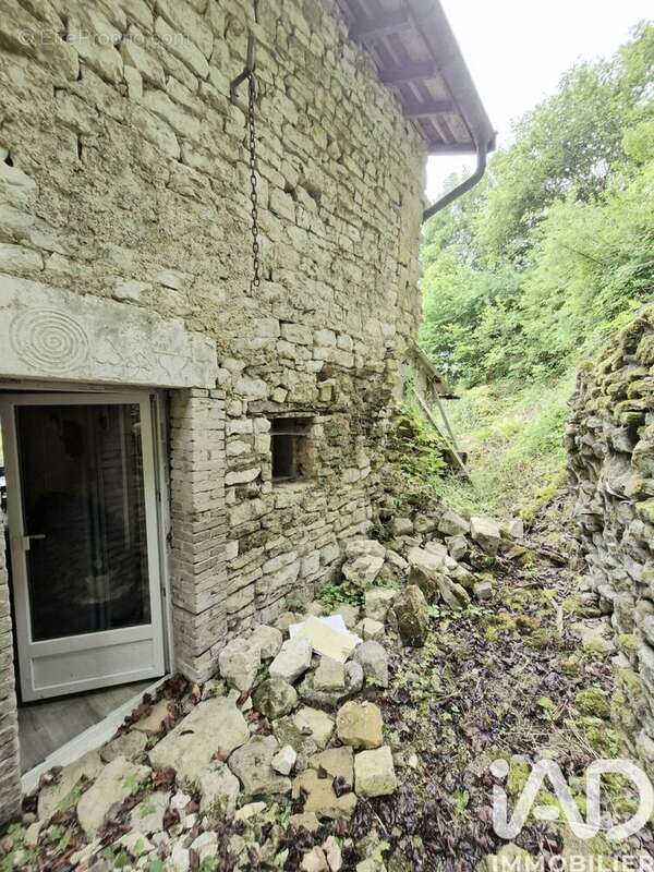 Maison 110 m² à Neuville-Les-Vaucouleurs  - photo 9