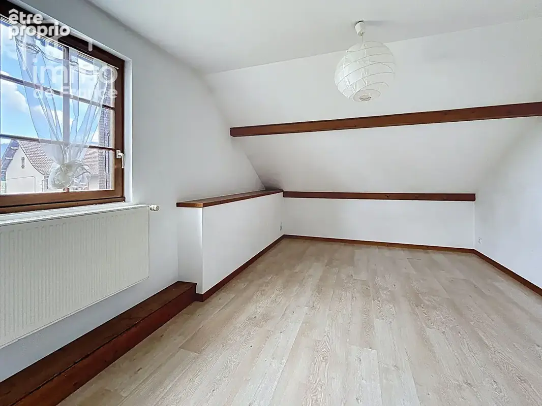 Rare à la vente à Viry ferme de caractère aux portes de Genève. - photo 8