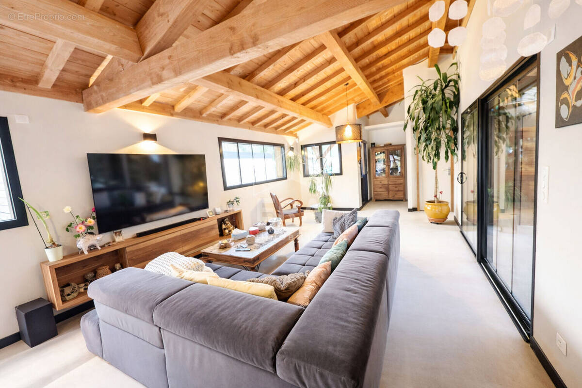 Maison à GUJAN-MESTRAS