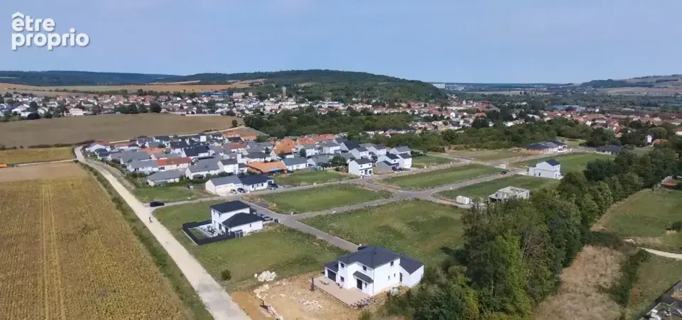 Terrain à DIEULOUARD