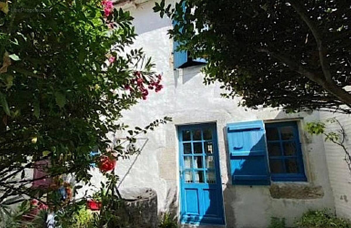 Maison à TALMONT-SUR-GIRONDE