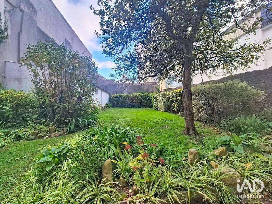 Photo 2 - Commerce à LORIENT