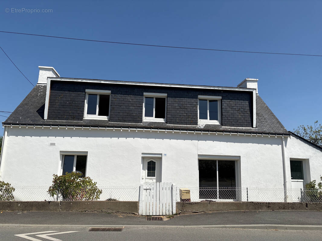 Maison à PLUVIGNER