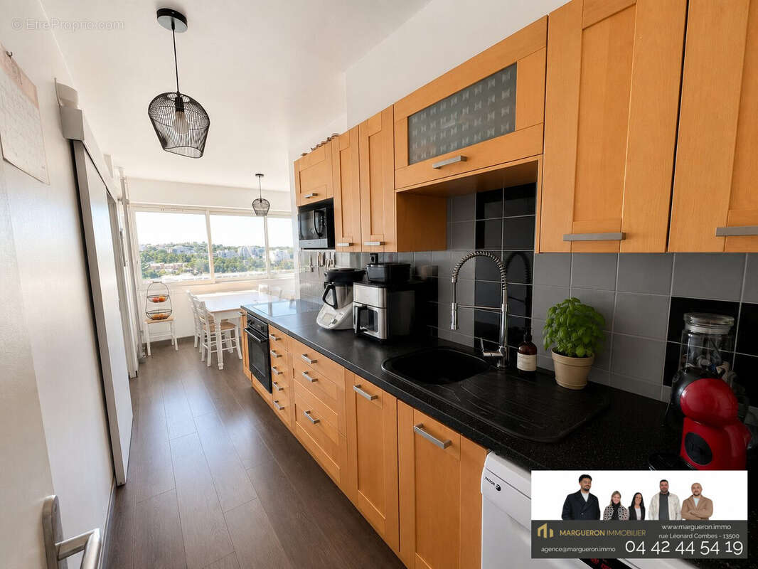 Appartement 78 m² à Martigues  - photo 5
