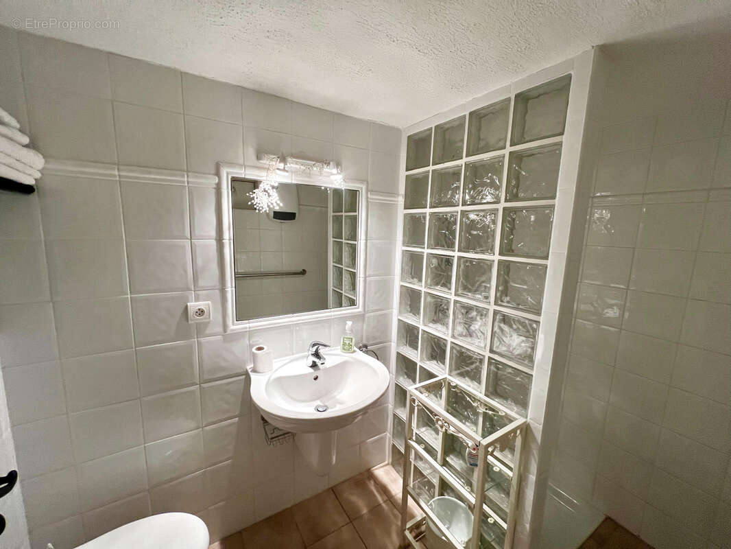 Maison à LAROQUE-DES-ALBERES