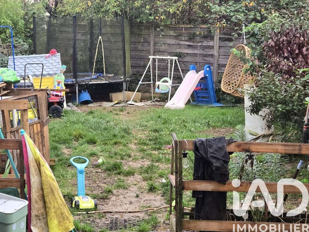 Photo 2 - Maison à PARON