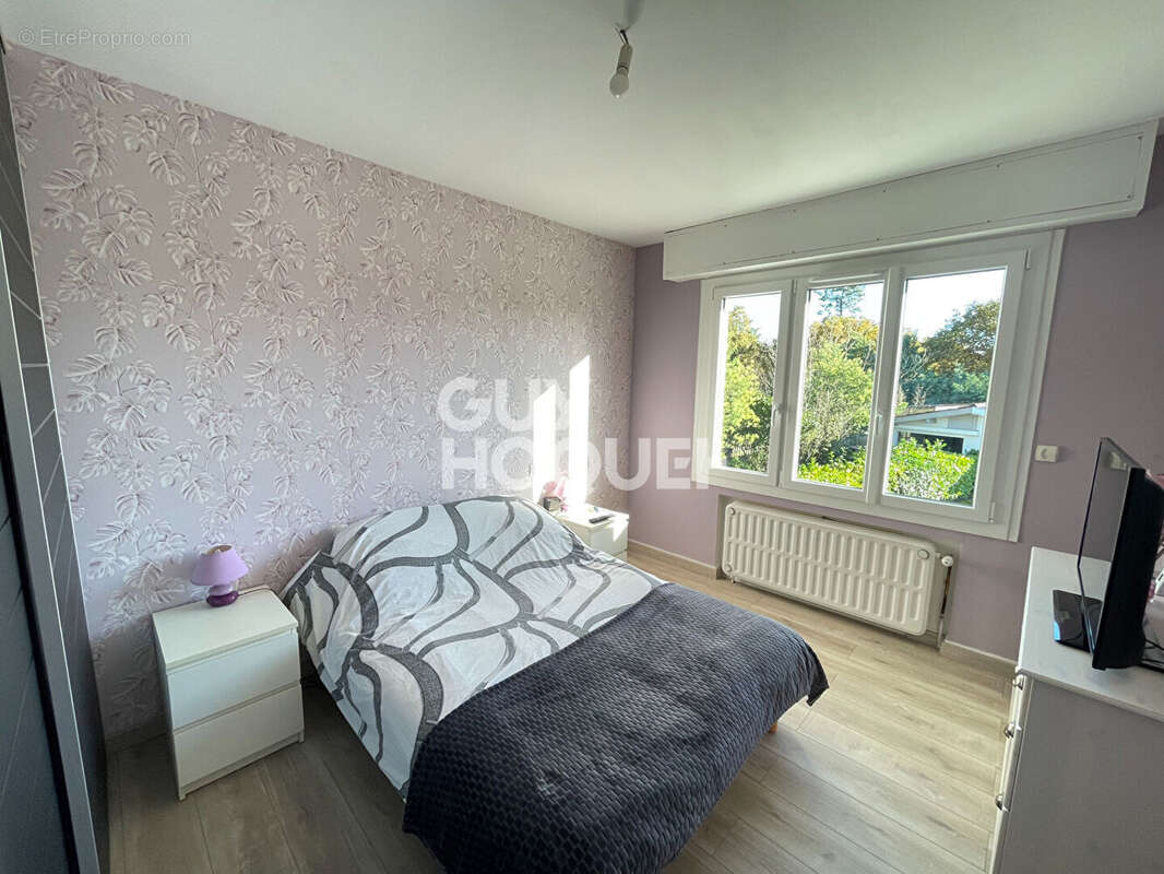 Maison à PARENTIS-EN-BORN