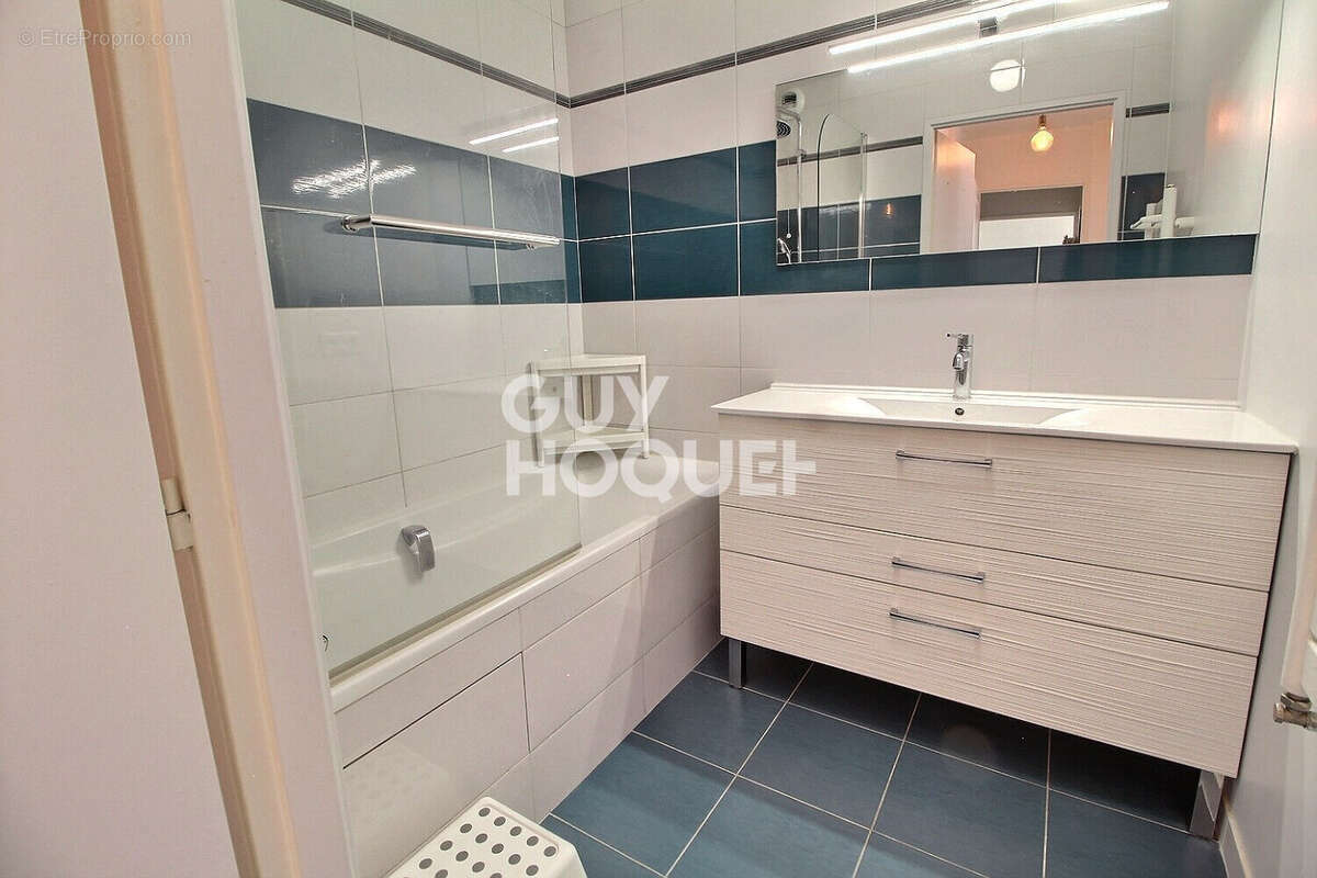 Appartement à CHAVILLE