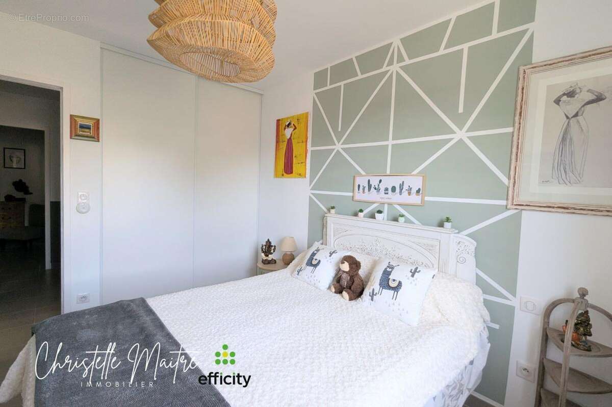 Maison 102 m² à Saint-Martin-De-Crau  - photo 17