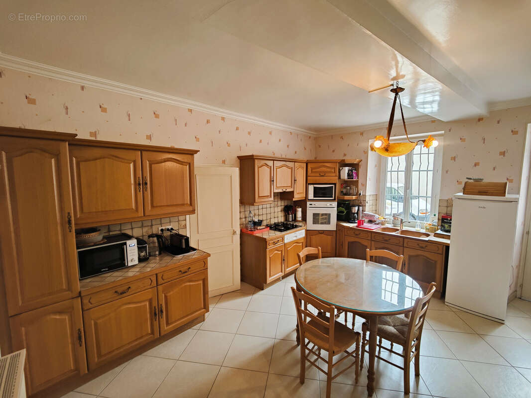 Maison à BUSSY-EN-OTHE