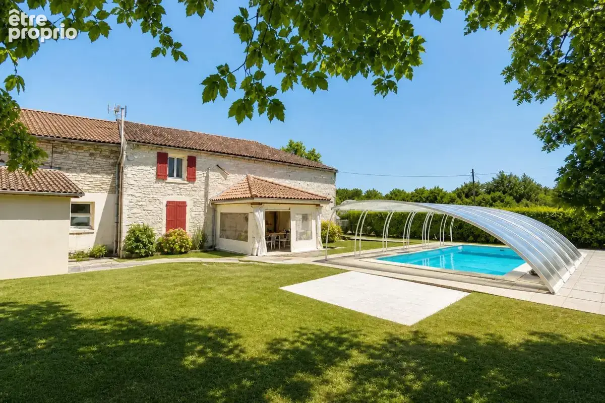 Maison à ROMAZIERES