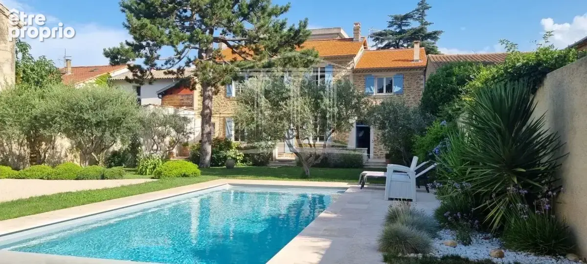 Maison à SORGUES