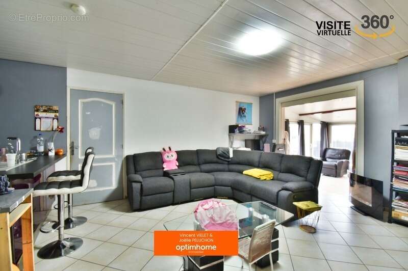 Maison à AMBARES-ET-LAGRAVE