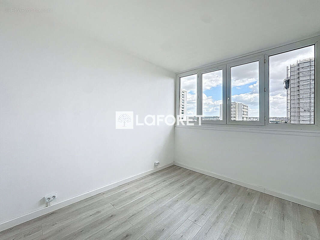 Appartement à BONNEUIL-SUR-MARNE