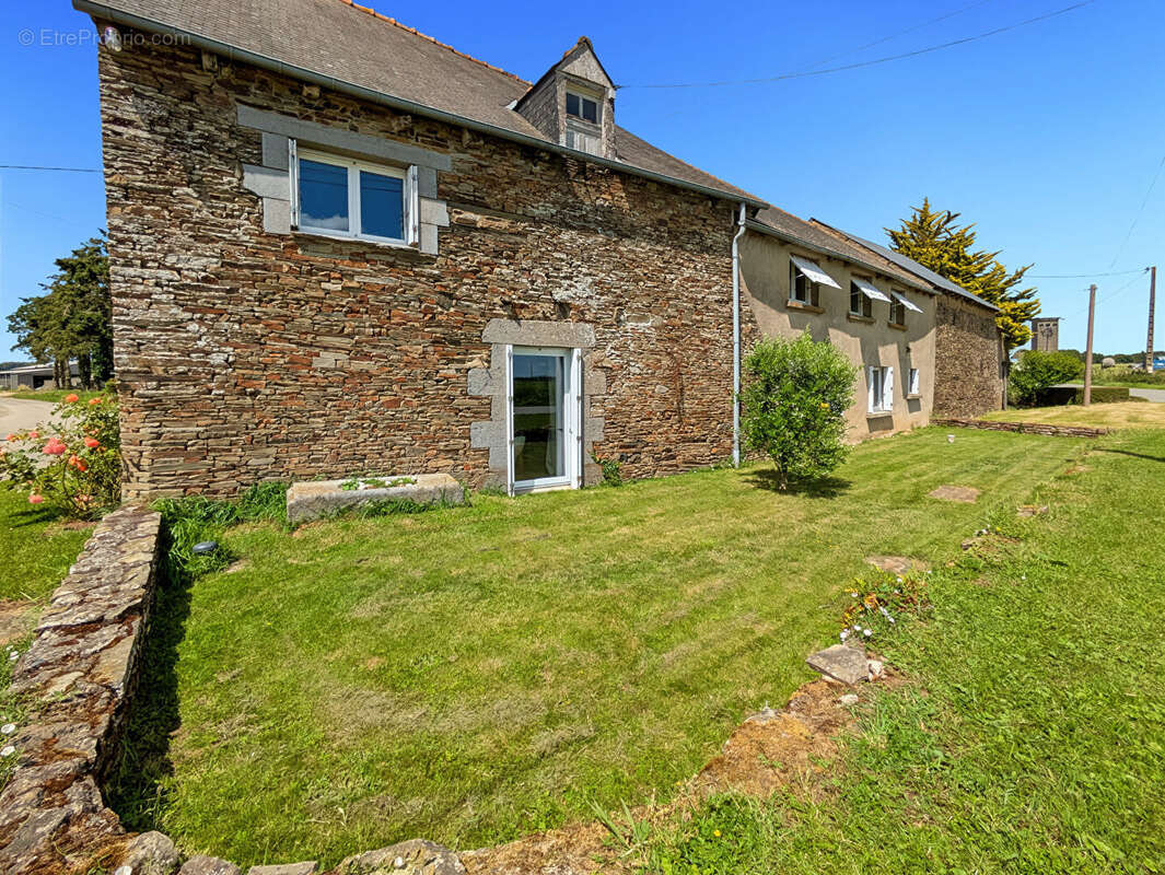 Maison à MEILLAC