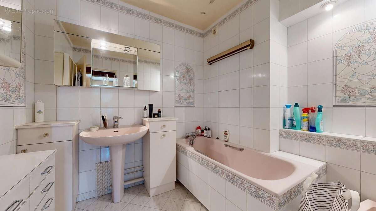 Appartement à LE RAINCY