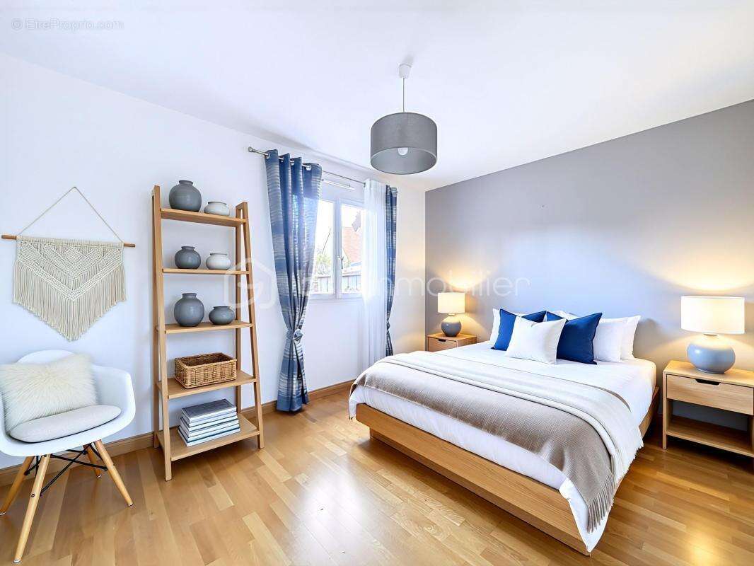 Maison à BENOUVILLE