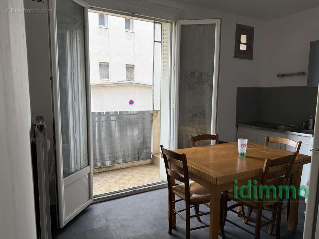Appartement à LYON-8E