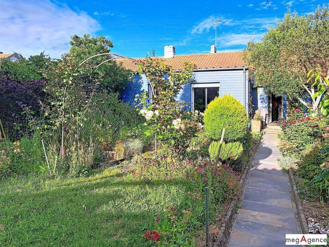 Coup de cœur entre Bout des Pavés et Hippodrome : maison familiale avec jardin - photo 16