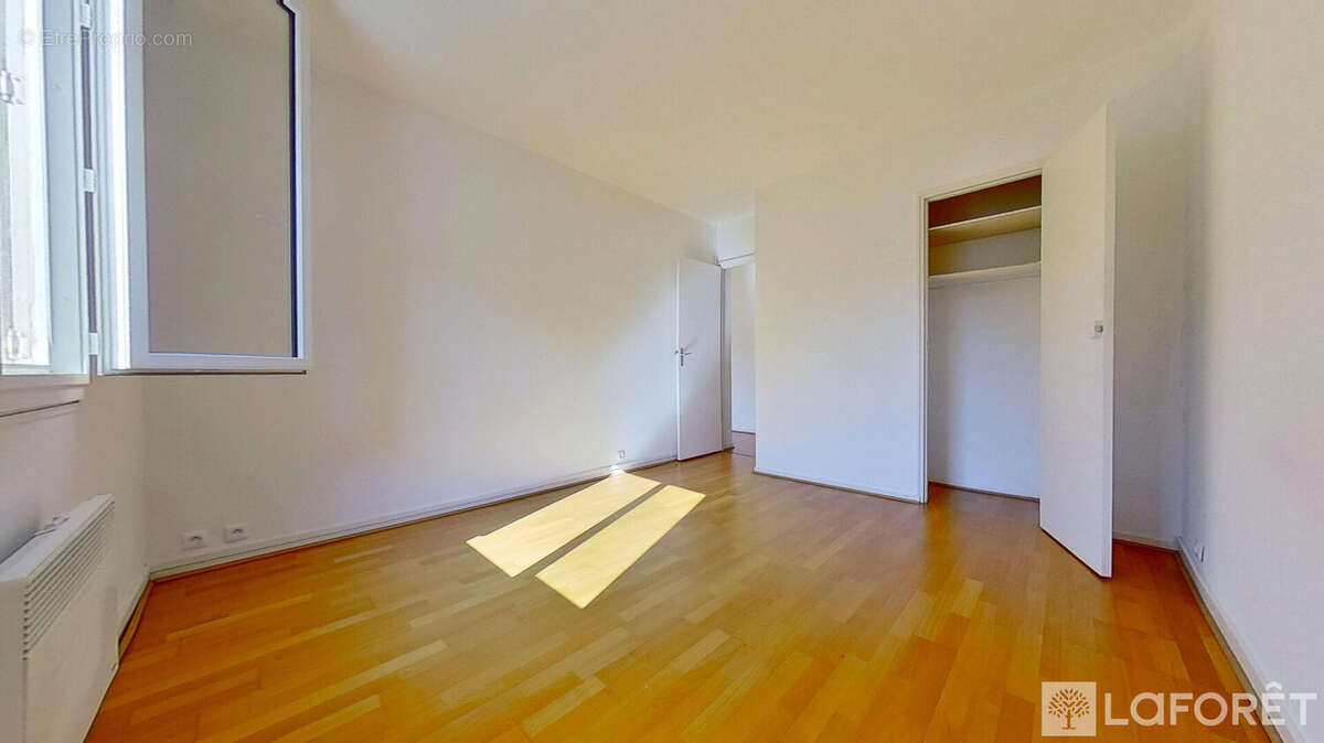 Appartement à SAINT-CLOUD