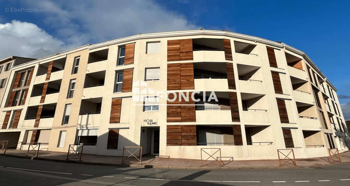 Appartement à LE LUC