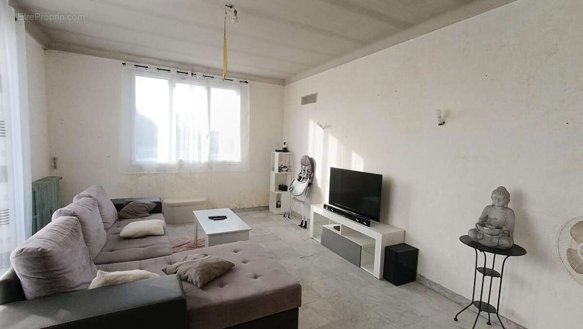 Maison à LA CHAPELLE-LASSON