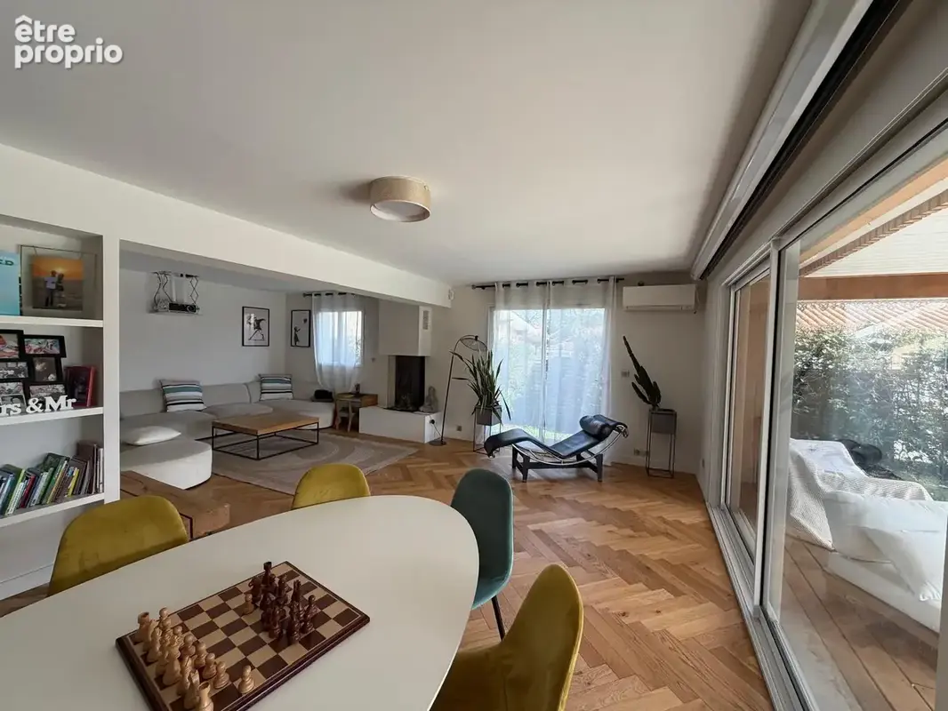 Villa exceptionnelle à Mérignac La Forêt - 210 m2 - 5 chambres - Atelier/bureau - piscine - photo 8