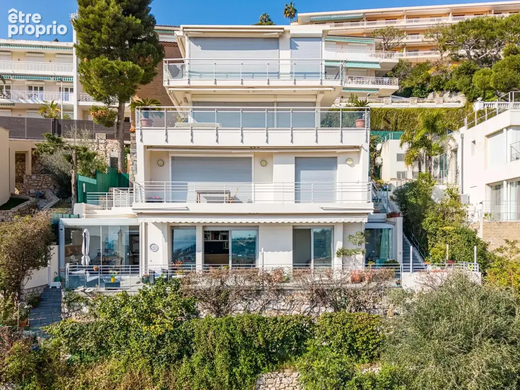 Villefranche sur Mer - Spectaculaire 3p avec terrasse et jardin vue panoramique, garage partagé en sus - photo 15