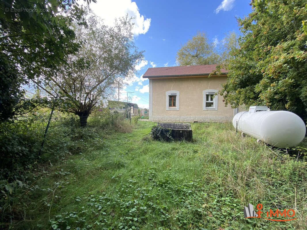 Maison à LES ABRETS