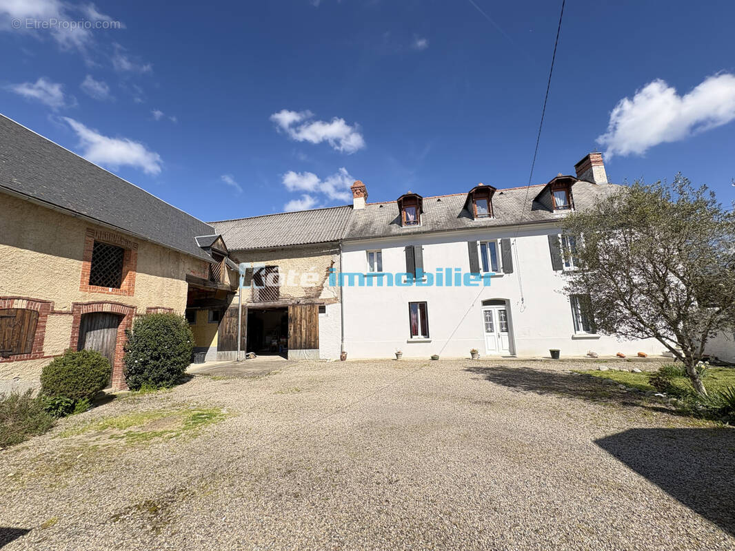 Maison à TARBES