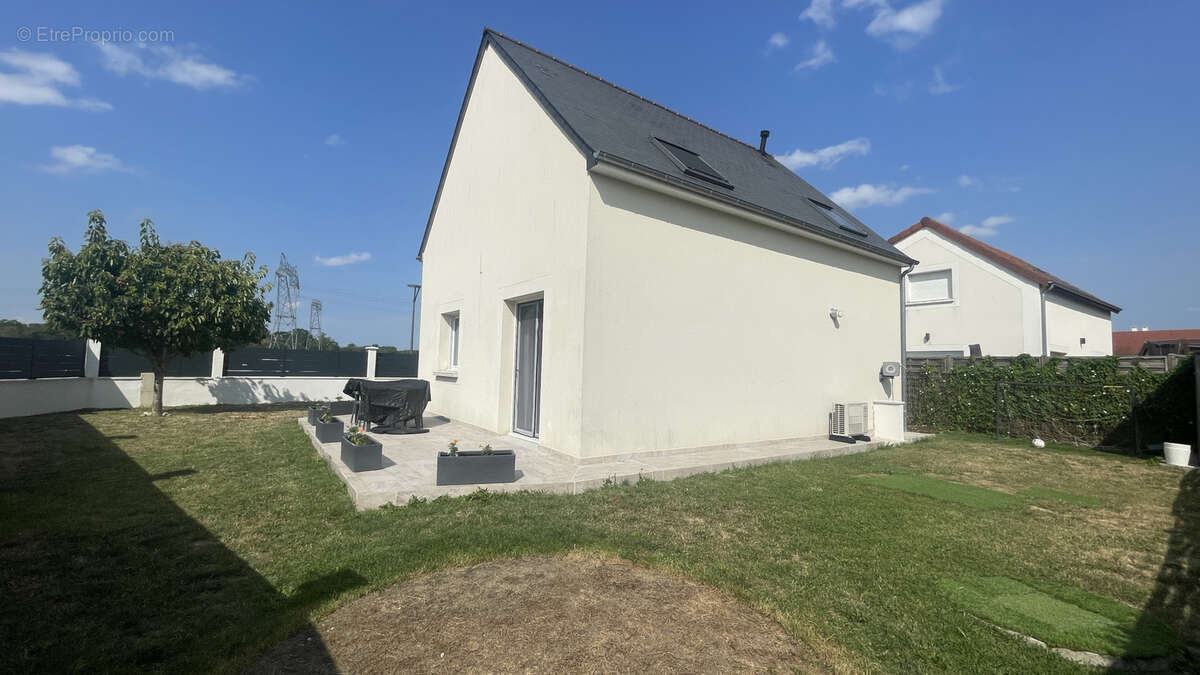 Maison individuelle de trois chambre sur 323m2 de terrain - photo 13