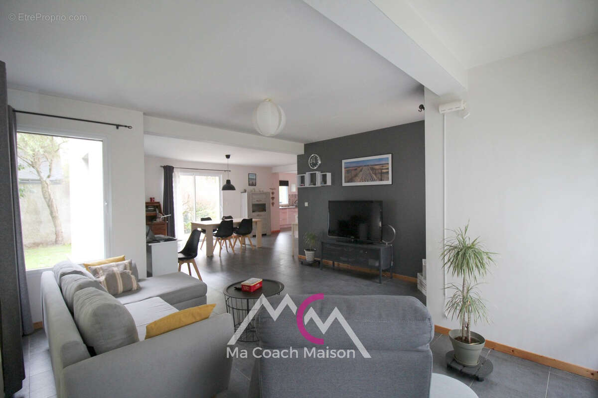 LA CHAPELLE DES MARAIS, maison d'architecte familiale - photo 4