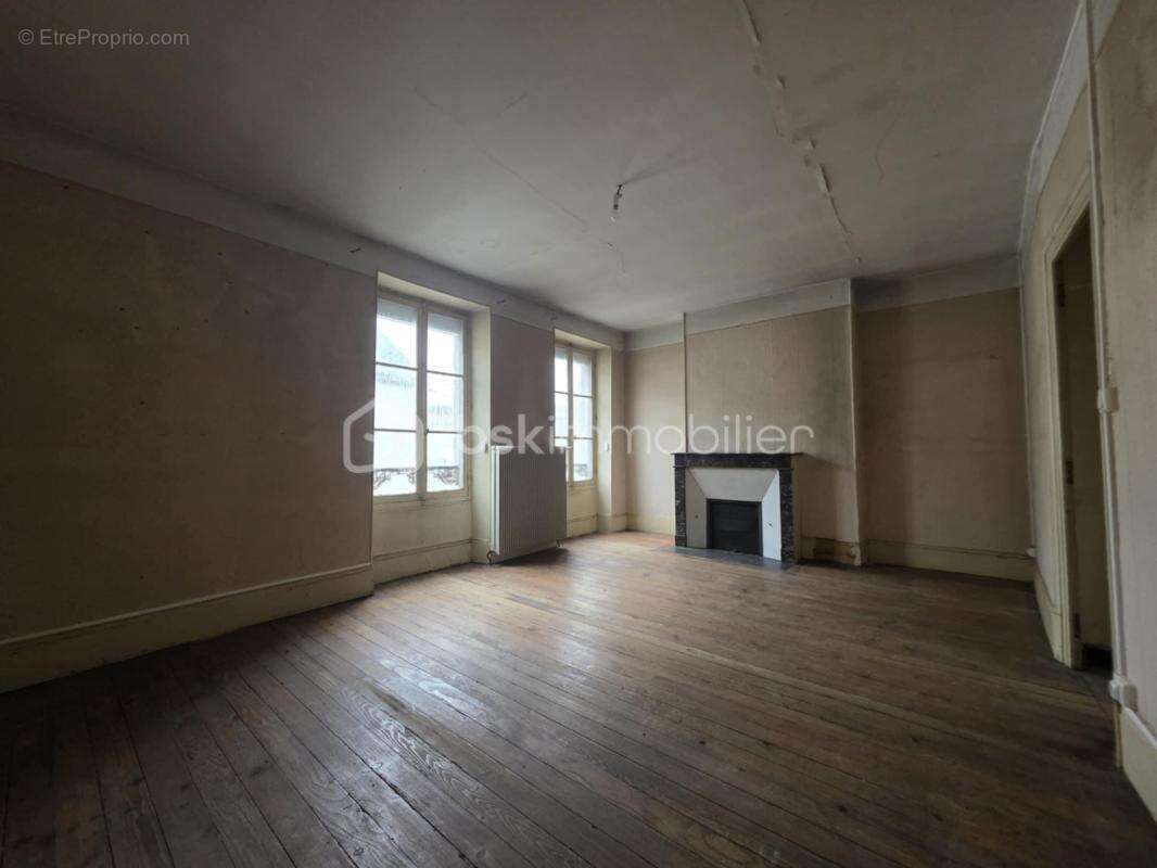 Maison à CHATEAU-LANDON