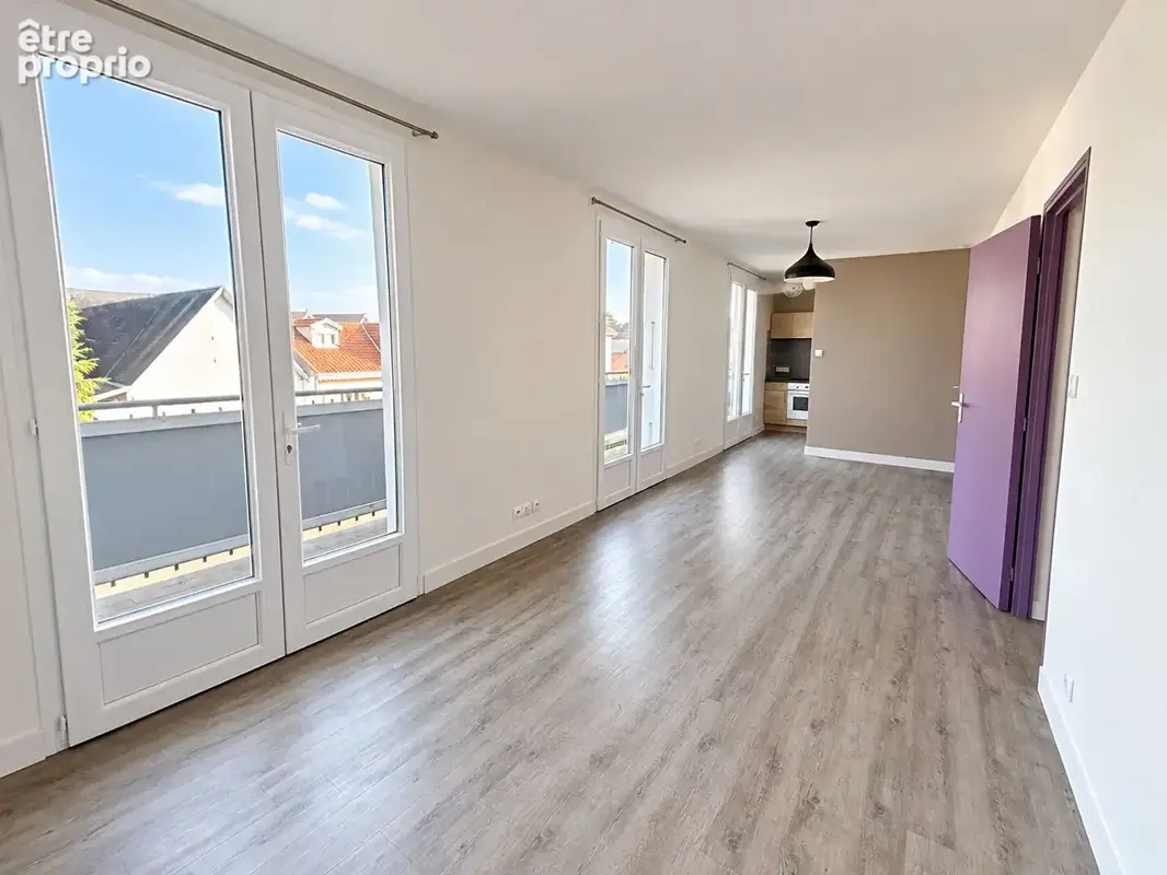 Appartement à FOURAS